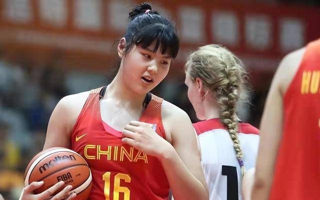 FIBA回顾王俊杰对阵印度队精彩瞬间：未来可期，继续加油(爱奇艺蓝宇)