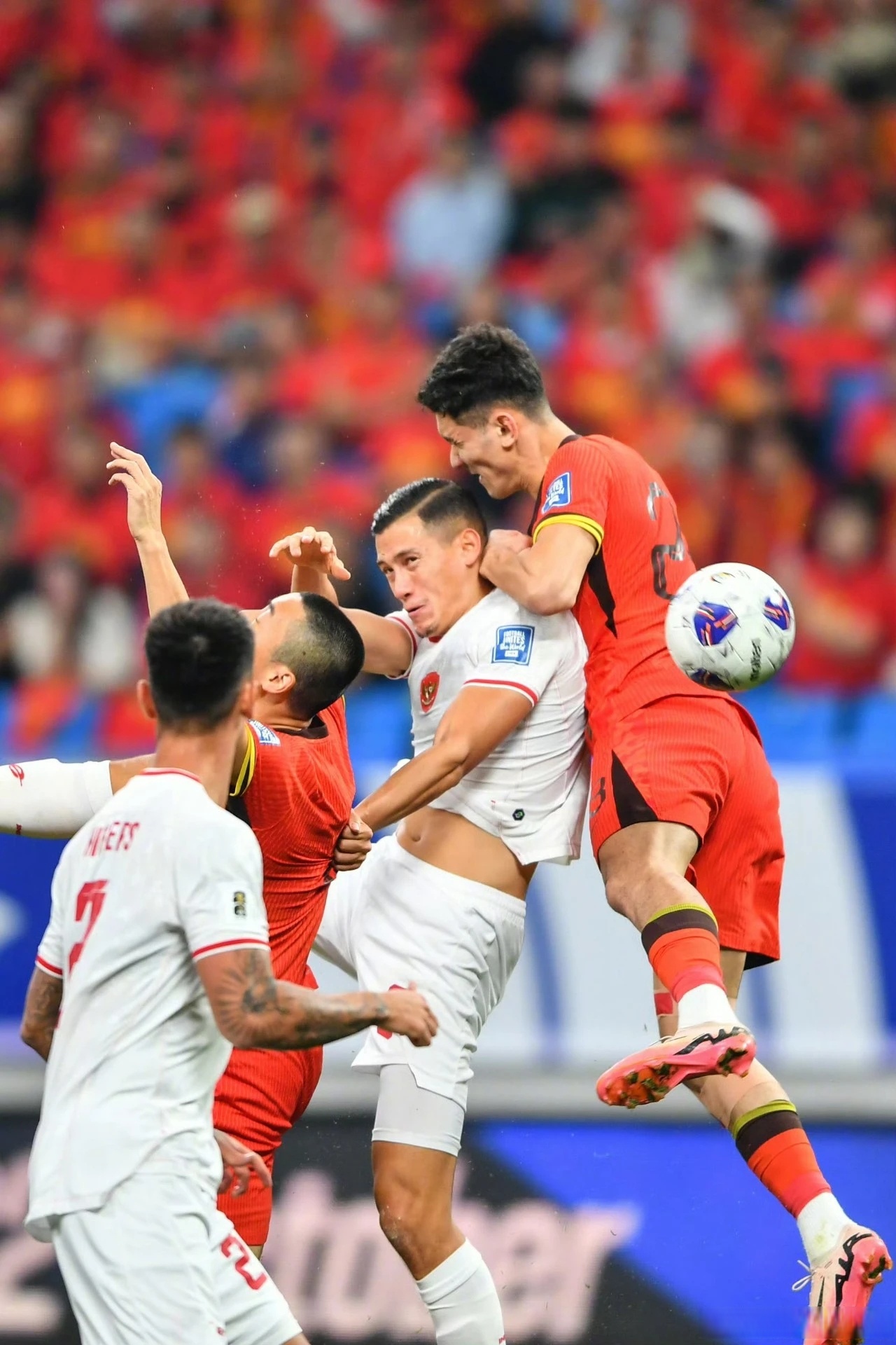 新利体育-国际足坛：中国队击败对手，豪取胜仗(中国足坛四大“球霸”)
